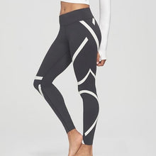 Load image into Gallery viewer, Skull&amp;flower Black Leggings